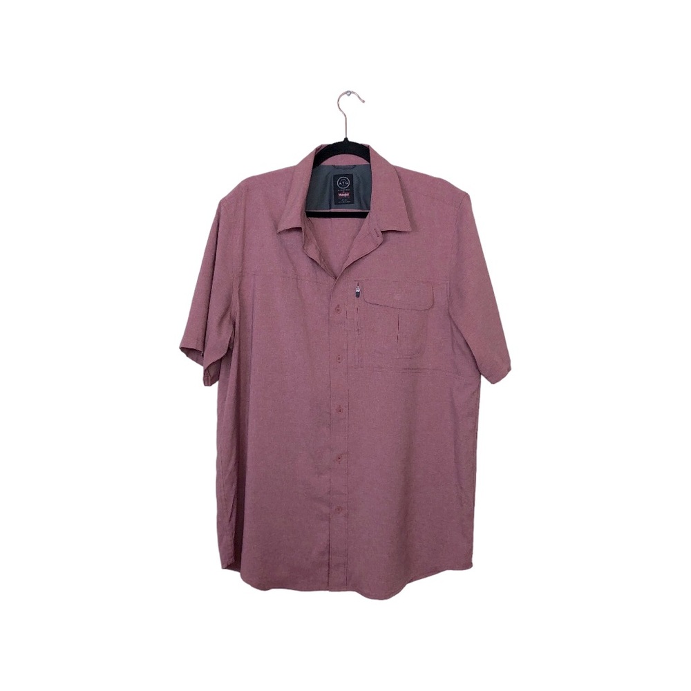Wrangler ATG.  Men Pink Short Sleeves Button Down Casual Shirt Large